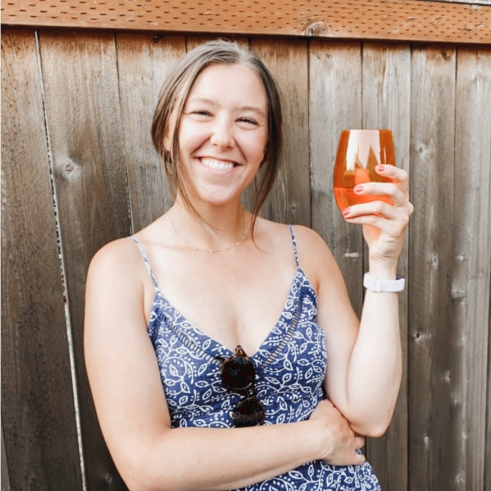 Meet your Posher, Laura